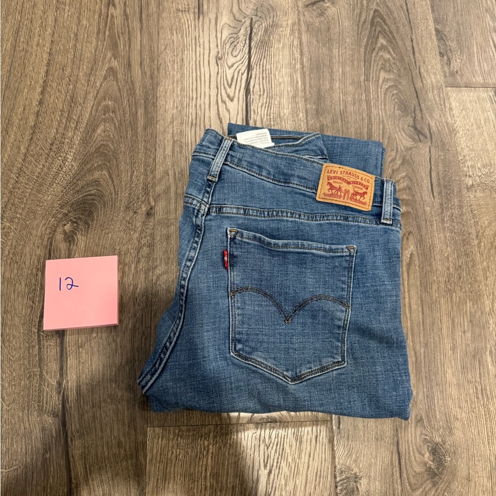 Levi's Shaping Bootcut